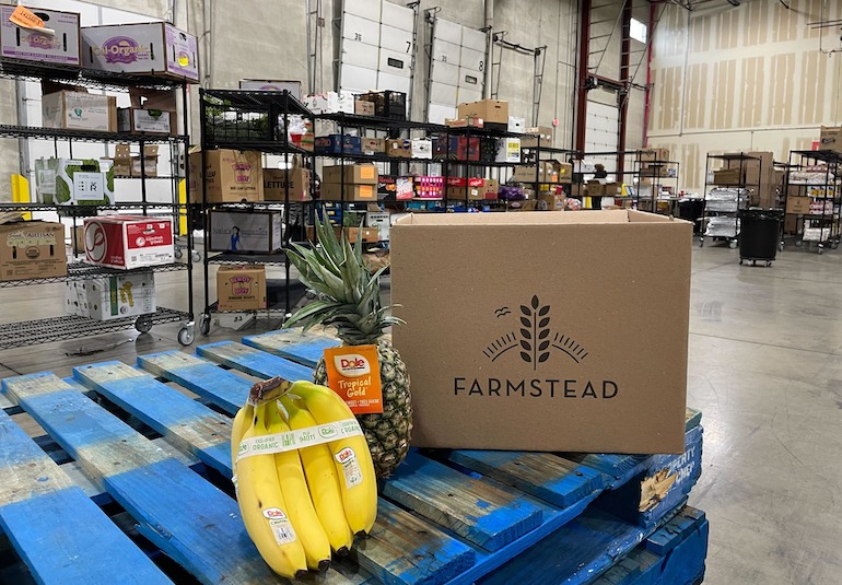 Farmstead_warehouse-grocery_delivery_box-Feb2022.jpg
