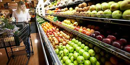 Saying your stores have a fresh focus isn’t enough to distinguish them from the competition. (Photo by Purestock/Thinkstock)