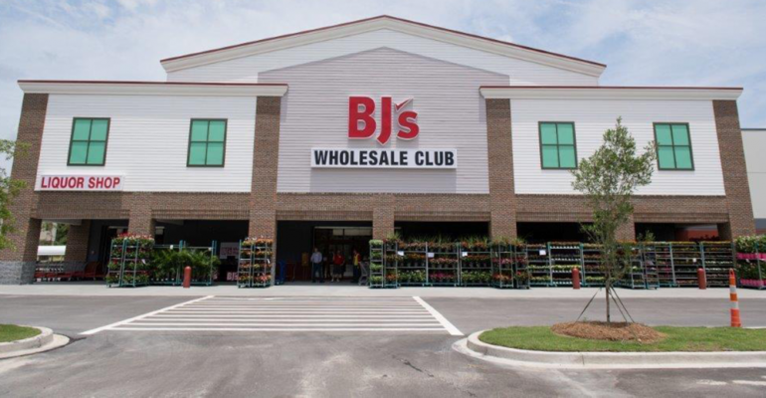 BJ's offers dedicated shopping hours for first responders | Supermarket News