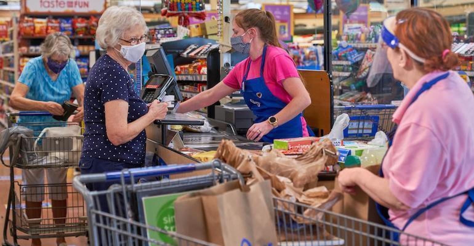 Survey: Shoppers think supermarkets clear 33% profit | Supermarket News