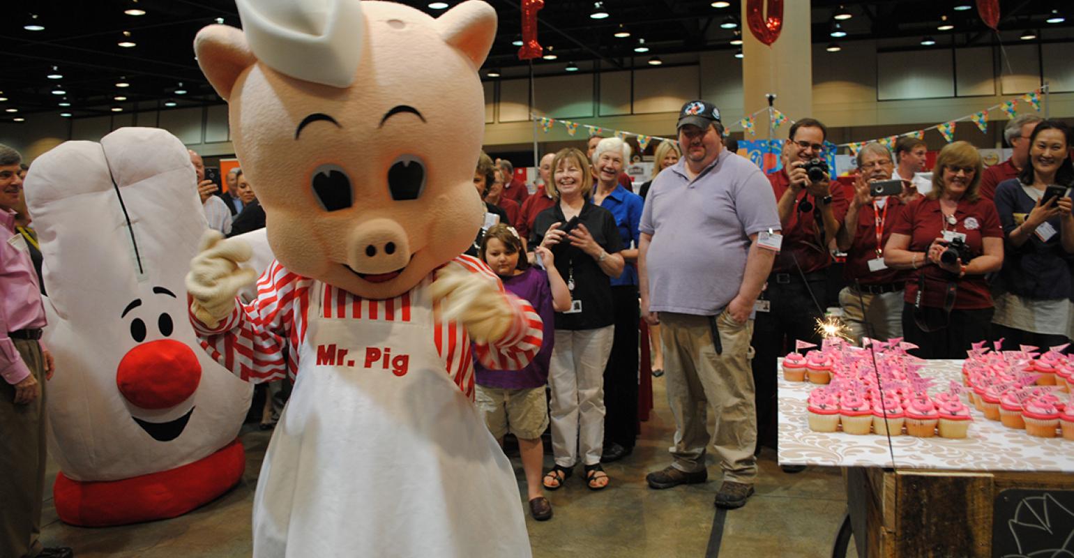 piggly wiggly stuffed pig
