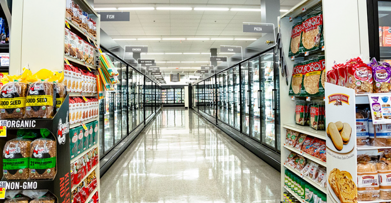 Frozen_food_aisle_Giant_Landover_store.png