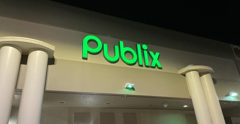 Publix front sign.jpg