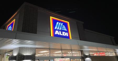 Aldi storefront-1_0.jpg