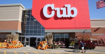 Cub-Stillwater-front-of-store1_0.jpg